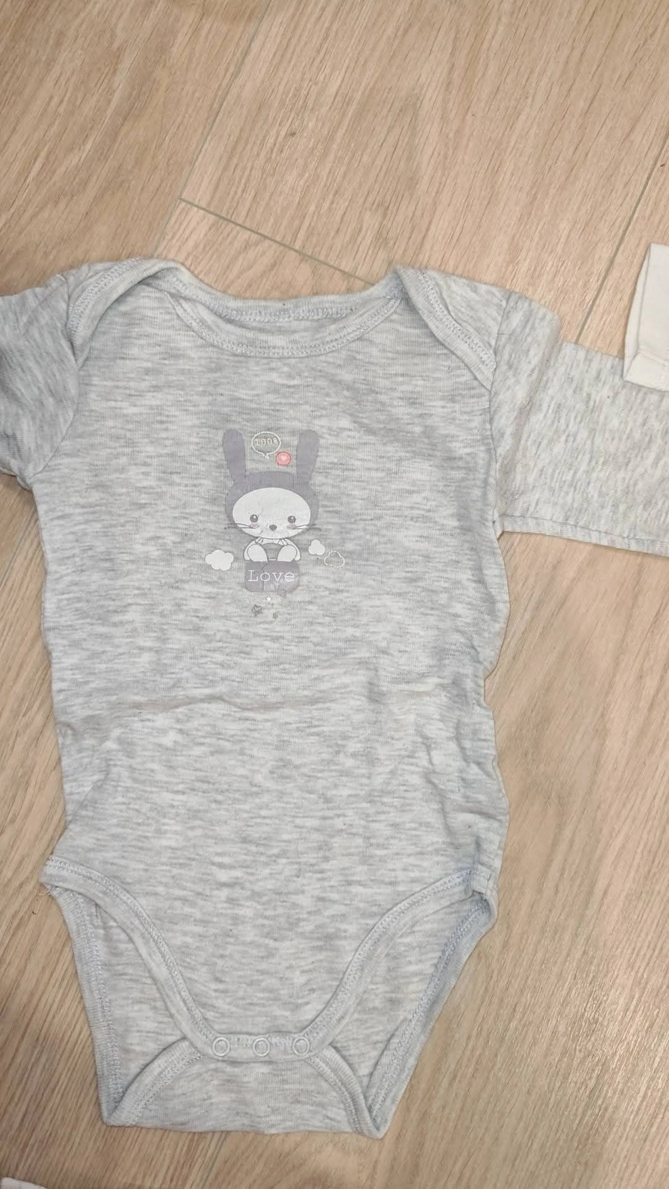 Lot of 3 long-sleeve bodysuits 12 months 🌹 – photo 2